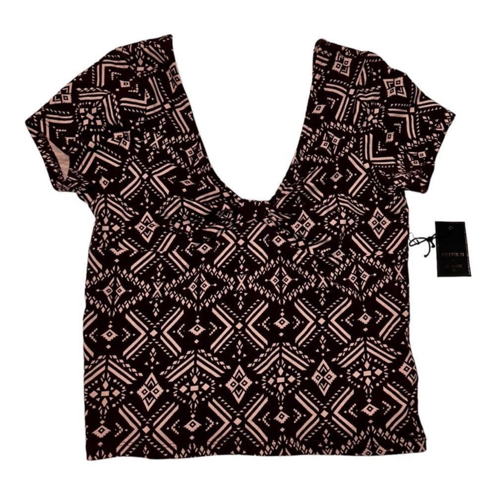 NWT Forever 21 Plum & Pink Aztec Print Cropped Tee